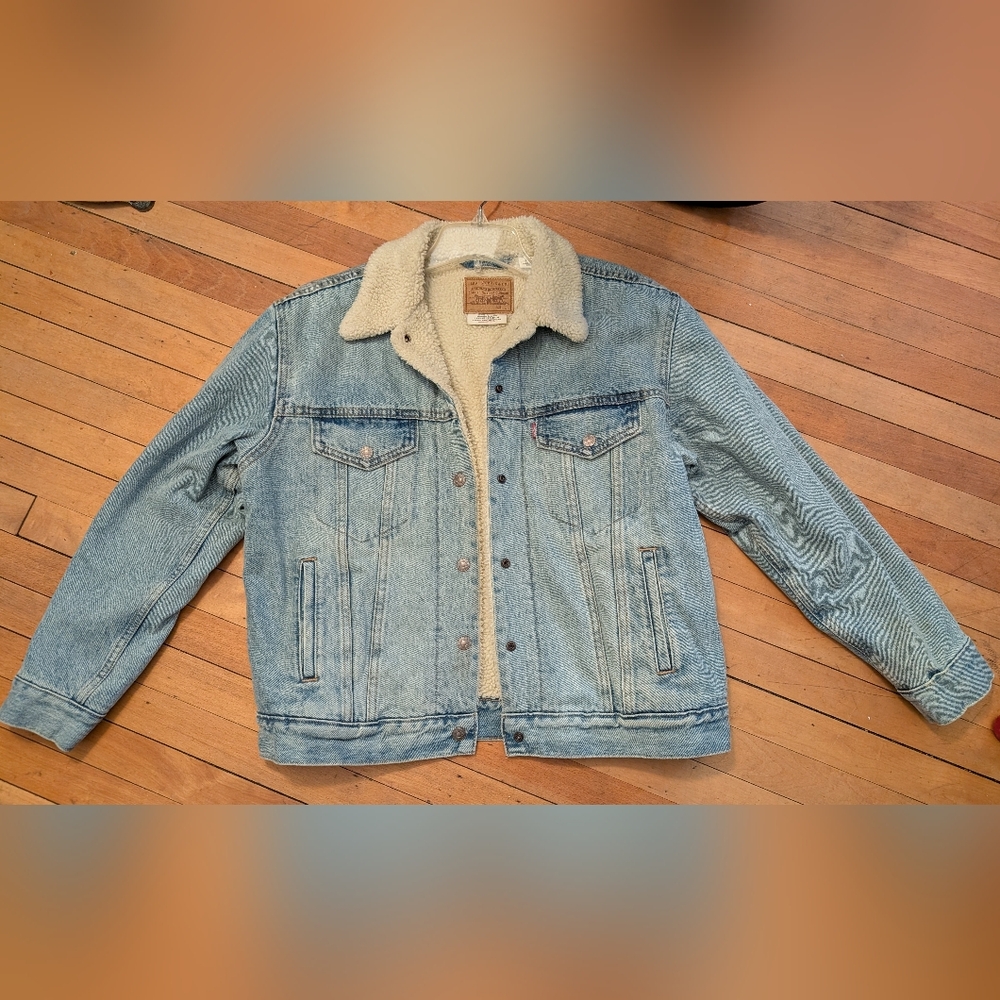 Levi's Light Blue Denim Jacket with Sherpa Lining